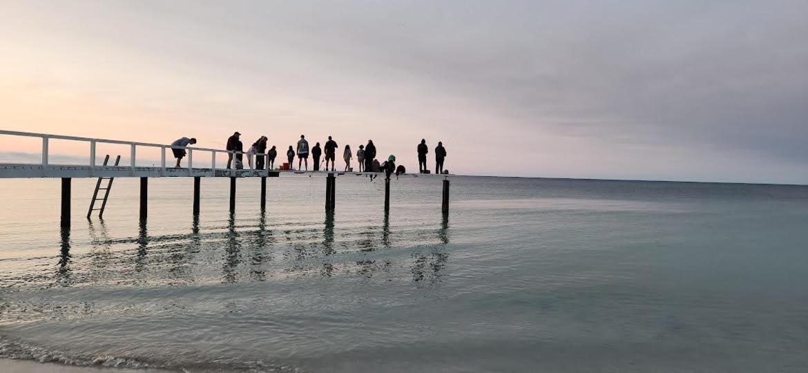 Siesta Park Holiday Resort Absolute Beachfront Resort Busselton Bagian luar foto