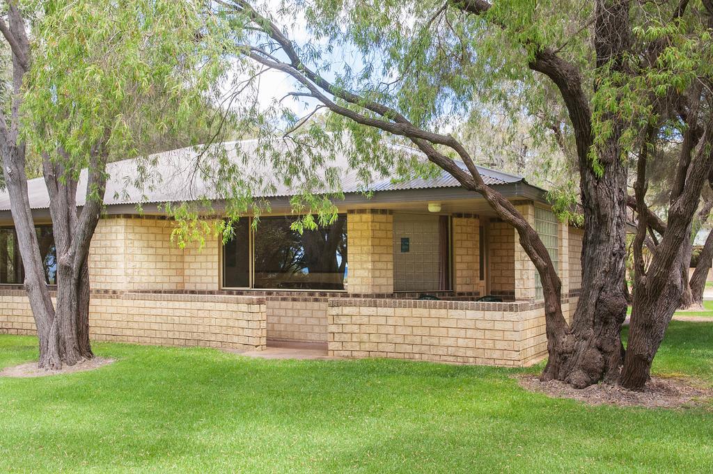 Siesta Park Holiday Resort Absolute Beachfront Resort Busselton Ruang foto