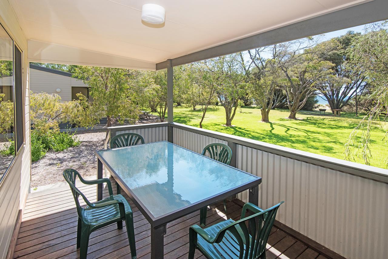 Siesta Park Holiday Resort Absolute Beachfront Resort Busselton Bagian luar foto