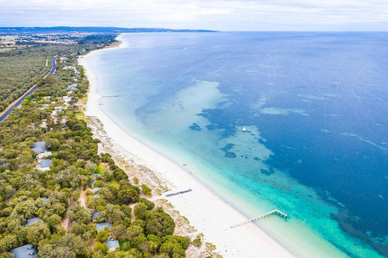 Siesta Park Holiday Resort Absolute Beachfront Resort Busselton Bagian luar foto