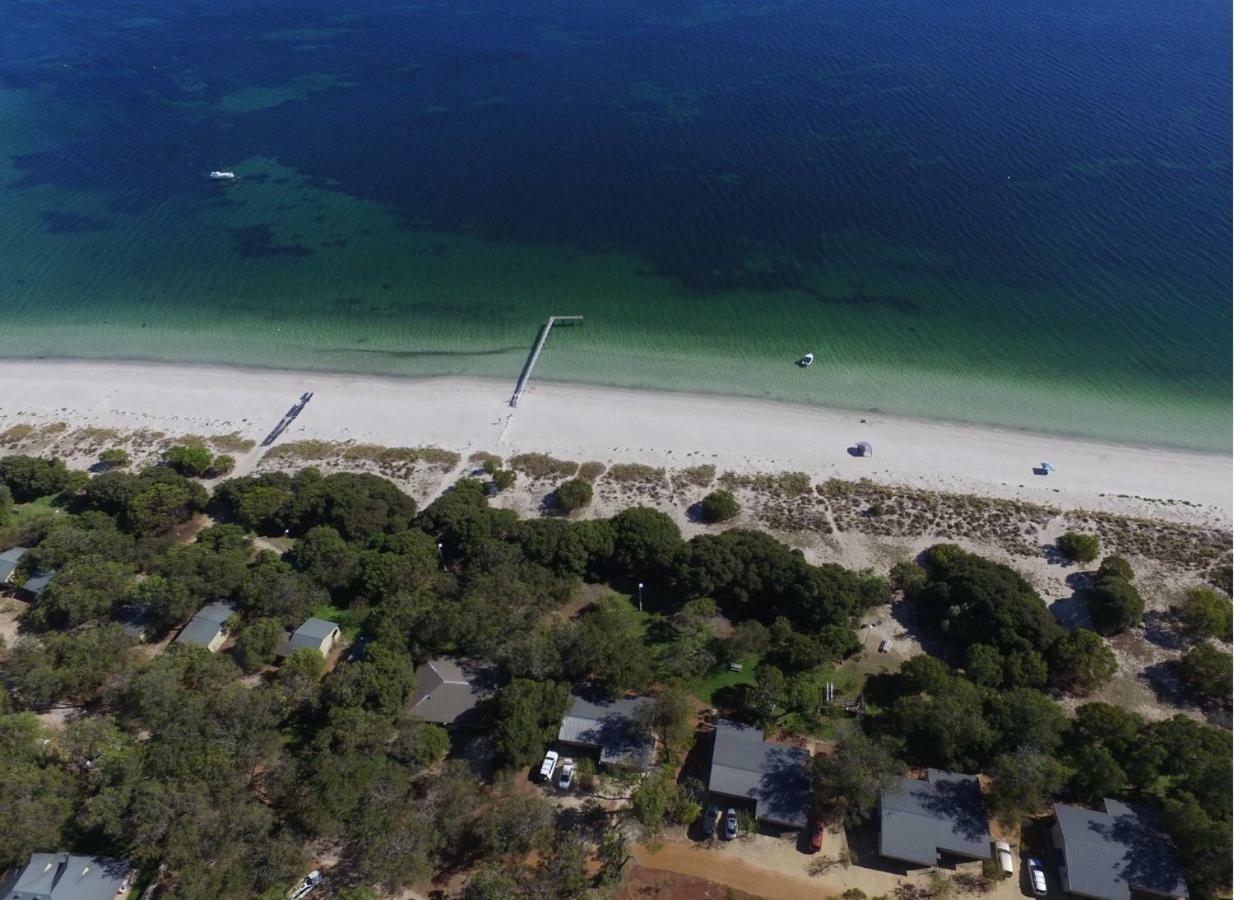 Siesta Park Holiday Resort Absolute Beachfront Resort Busselton Bagian luar foto